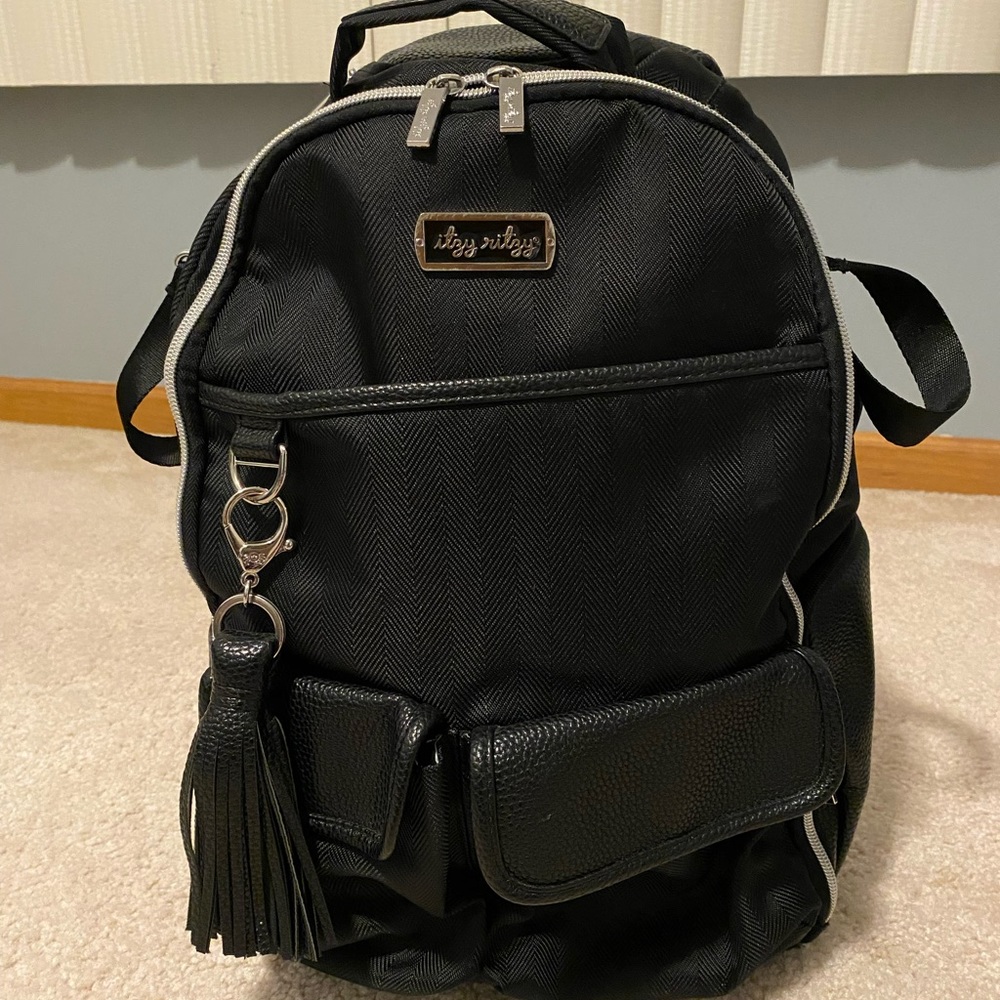 Itzy Ritzy Boss diaper bag
